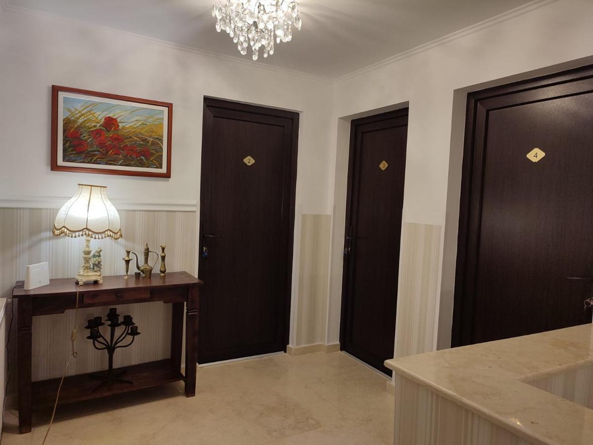 Casa Alina Hotel Deva Ngoại thất bức ảnh